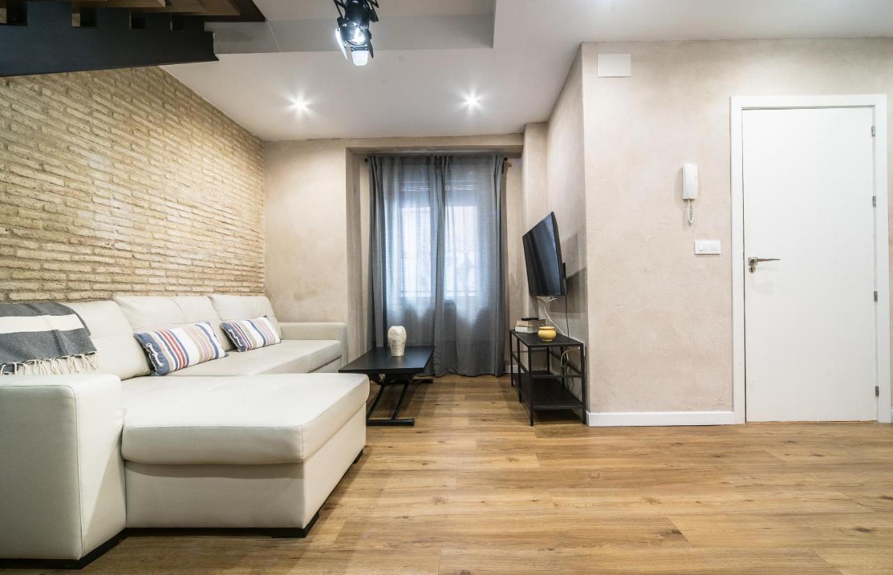 Rey De Sevilla Flats - Duplex Museo Exteriör bild